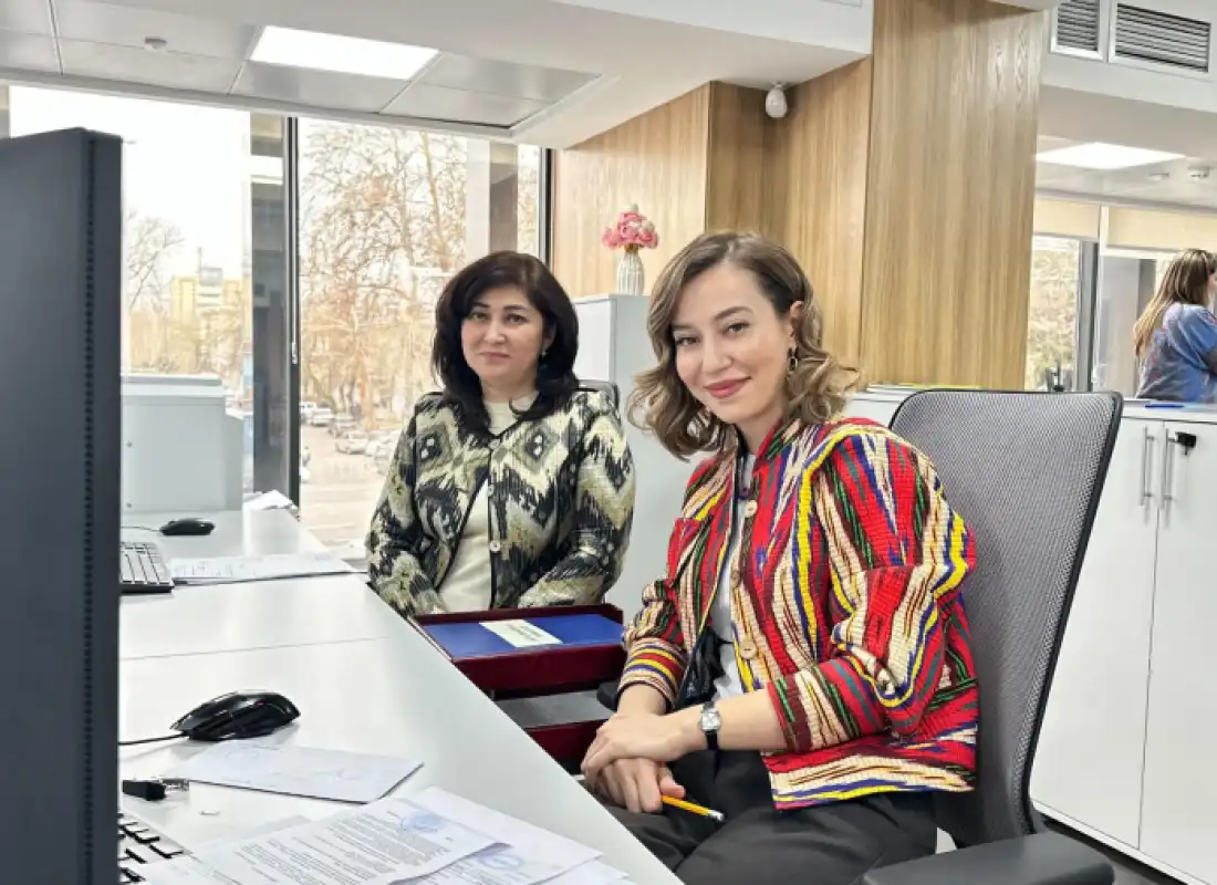 Turonbankda Milliy liboslar kuni!